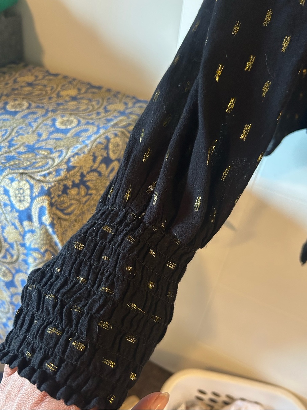 Wrangler Black Top with Gold Accent Threading - Picture 4 of 4